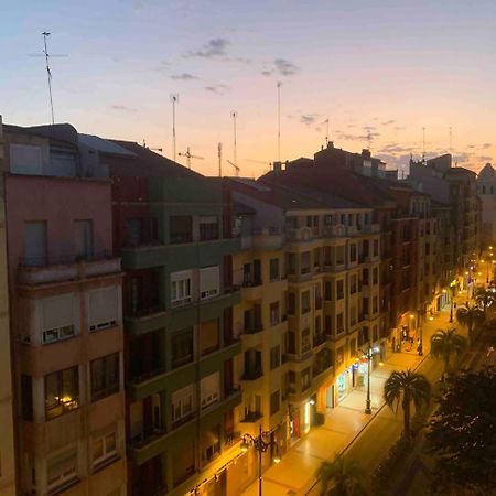 Ferienwohnung Un Hogar En El Centro Con Parking Gratuito Saragossa Exterior foto