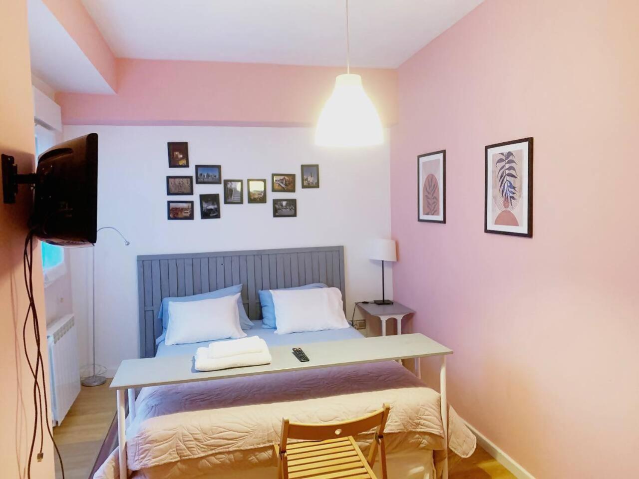 Ferienwohnung Un Hogar En El Centro Con Parking Gratuito Saragossa Exterior foto